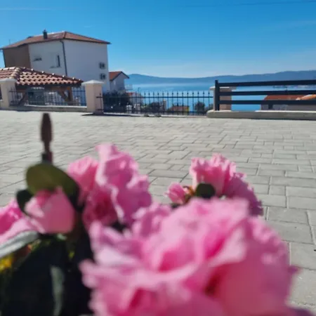 Apartment Mia I Josip Crikvenica