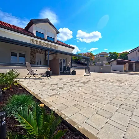 Apartment Mia I Josip Crikvenica