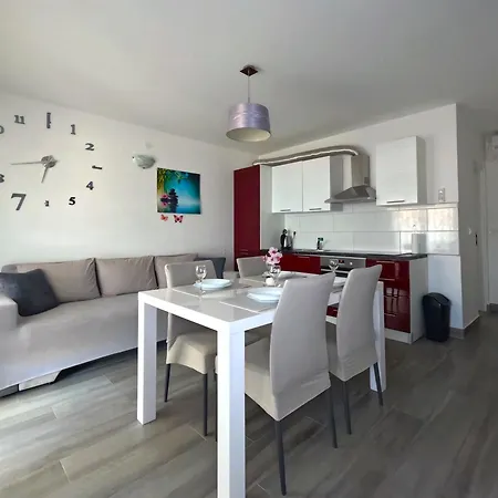 Mia I Josip Apartment Crikvenica